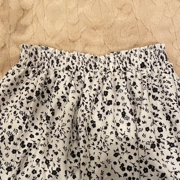 Black and White Maxi Skirt - Picture 3 of 7